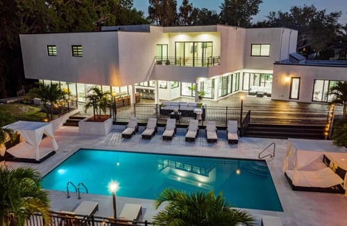 Plantation House | 8000sf Mansion/Heated Pool/Game Room