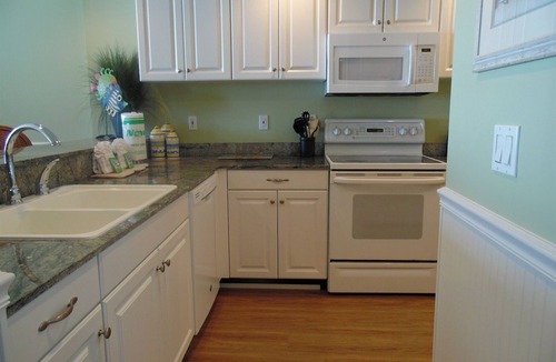 Biltmore Beach Condo | 801 - Free Beach Chairs & Amenity Package!
