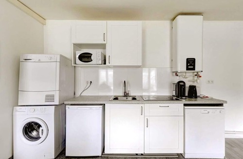 Montreuil Apartment | 802 Suite Lovely's - Superb Apartment