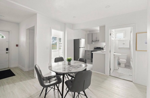 Windsor Apartment | 804 · New Build Bright 2 Bdrm Unit