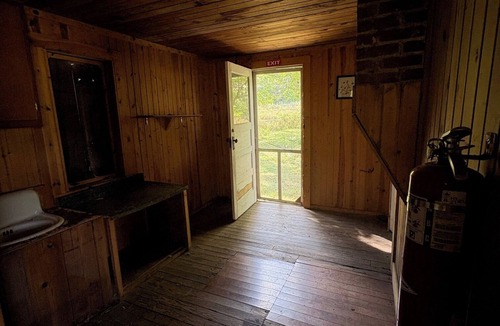 Coon Rapids Cabin | 805 River Cabin at Whiterock Conservancy
