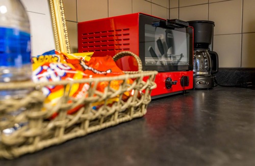 Kutzky Park Apartment | 8077-Walk to Mayo- Elegantly Designed Apartment