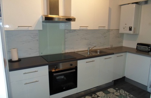 Balaruc-les-Bains Apartment | 80m² Apartment 2 Bedrooms Near the Thermal Baths