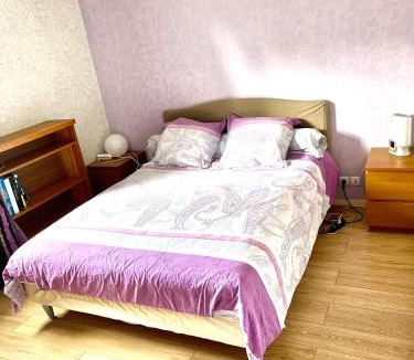 Quartier Pasteur House | 80m2-Maison des quais - parking - jardinet
