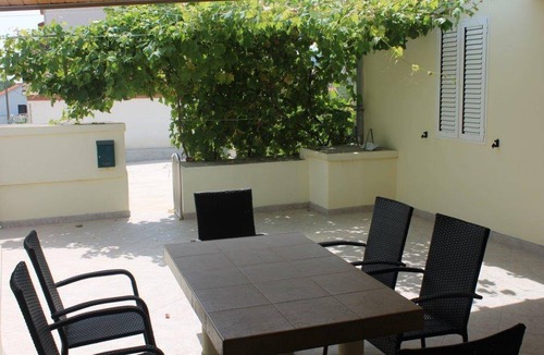 Preko House | 81 m² House ∙ 3 bedrooms ∙ 8 guests