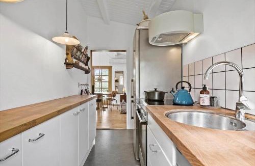 Sandvig House | 8150-Mern-Tangvej-5