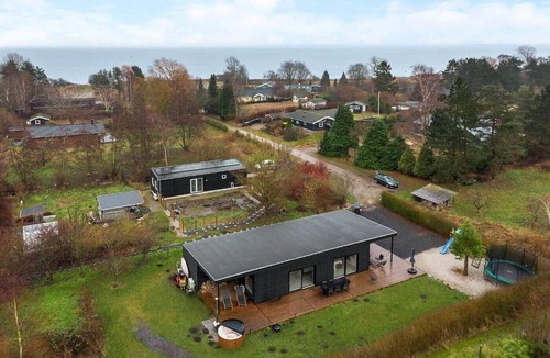 Togeholt House | 8172 Præstø - Syrenvej 12