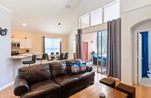 Windsor Palms Cottage | 8213 Fan Palm Way