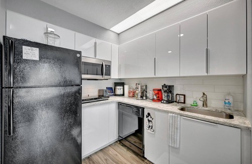Florida Central Atlantic Coast Apartment | 8303 Palm Disney