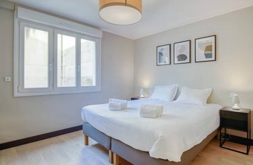 Laval Apartment | 84 m² Apartment ∙ 2 bedrooms ∙ 5 guests