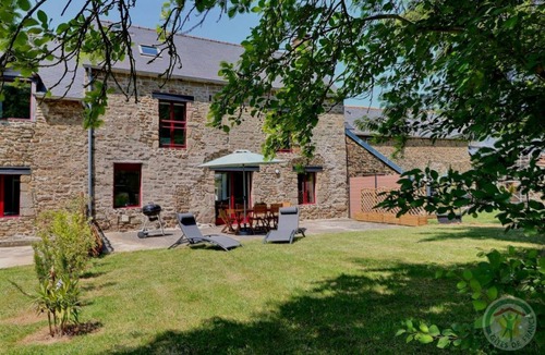 Miniac-Morvan House | 84 m² Gîte ∙ 3 bedrooms ∙ 8 guests