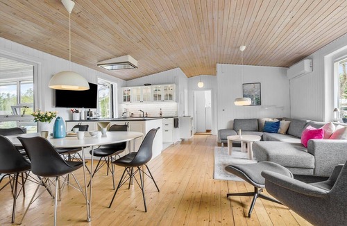 Vibæk Strand House | 84247 Ebeltoft - Skovmårvej 13
