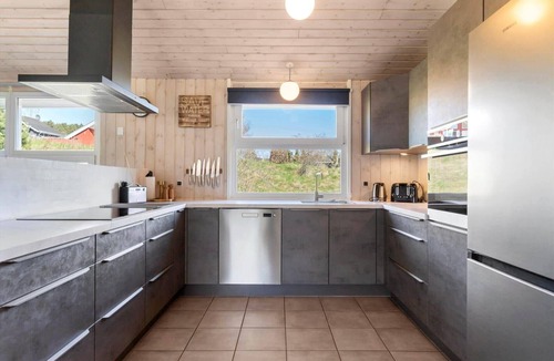 Lyngsbæk Strand House | 84292 Ebeltoft - Engbakken 14