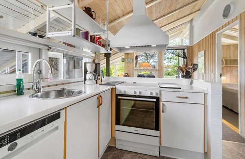Egsmark Strand House | 84308 8400 - Krebsevej 26