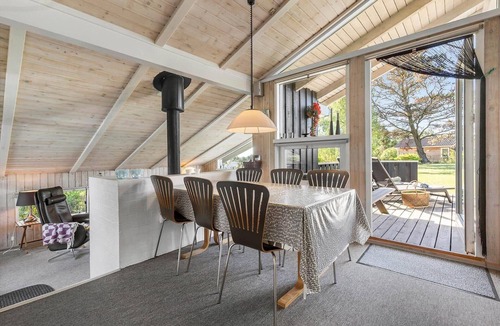 Egsmark Strand House | 84308 8400 - Krebsevej 26