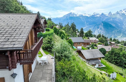 Saint-Pierre-de-Clages Other | 85 m² Accommodation ∙ 3 bedrooms ∙ 6 guests
