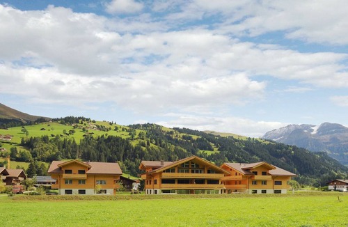 Lenk Apartment | 85 m² Apartment ∙ 2 bedrooms ∙ 5 guests