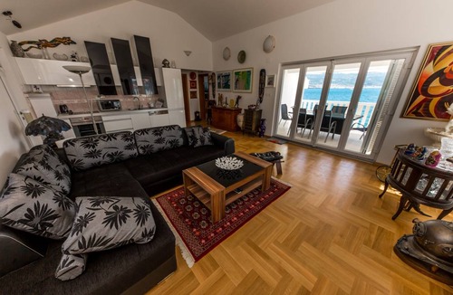Municipality of Trogir Apartment | 85 m² Apartment ∙ 2 bedrooms ∙ 4 guests