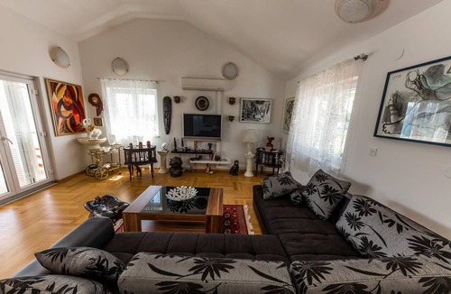 Municipality of Trogir Apartment | 85 m² Apartment ∙ 2 bedrooms ∙ 4 guests