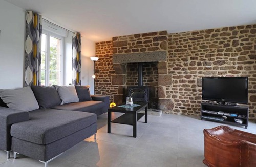 La Carneille House | 85 m² House ∙ 2 bedrooms ∙ 4 guests
