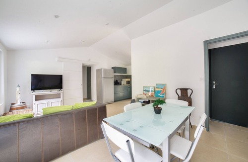 Longeville-sur-Mer House | 850 from de beach, new house for 6 in the wood