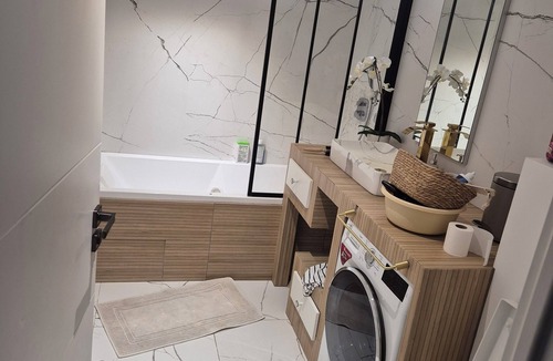 Juvignac Apartment | 86 m2 luxury apartment with jacuzzi