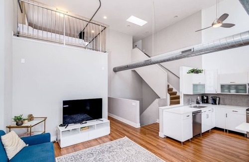 River North Apartment | 870 bldg - 3 Separate Suites in same building