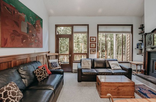 Glacier Condo | 88 m² Condo ∙ 2 bedrooms ∙ 6 guests