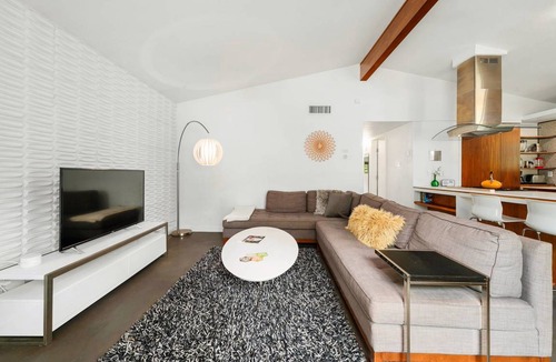 South River City House | 88 m² House ∙ 2 bedrooms ∙ 4 guests