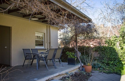 Bathurst House | 88 Morrisset St Bathurst