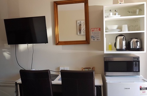 Wellington Hotel | 88 Wallace Court Motel