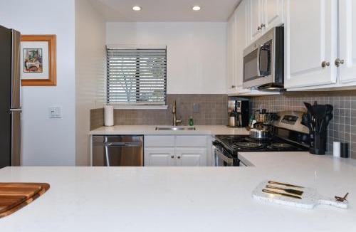 Napa Apartment | 888 Oak Creek at Silverado condo