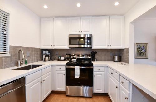 Napa Apartment | 888 Oak Creek at Silverado condo