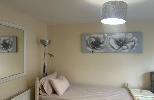 Aylesbury Apartment | 89 Weedon Road