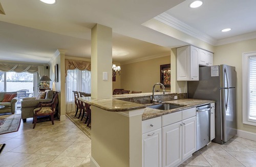 Harbour Town Condo | 898 Ketch Court-Steps to Harbourtown, pool & dining, Shopping & Activities