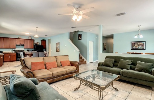 Crystal Cove House | 8br/5ba Pool Villa,Near Disney, Seaworld, Convention Ctr