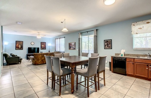Crystal Cove House | 8br/5ba Pool Villa,Near Disney, Seaworld, Convention Ctr