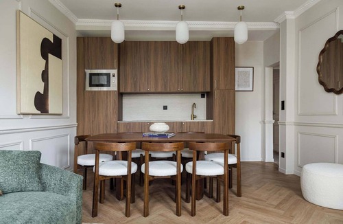 Neuilly-sur-Seine Apartment | 8PAX Spacious Flat in Neuilly