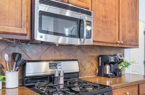 Clarksville Apartment | 8th #A xxxxxxxxxxxxx