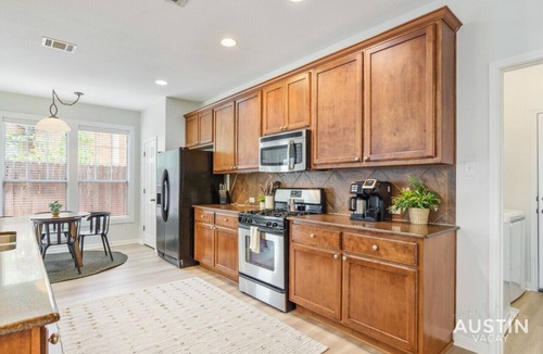 Clarksville Apartment | 8th #A xxxxxxxxxxxxx