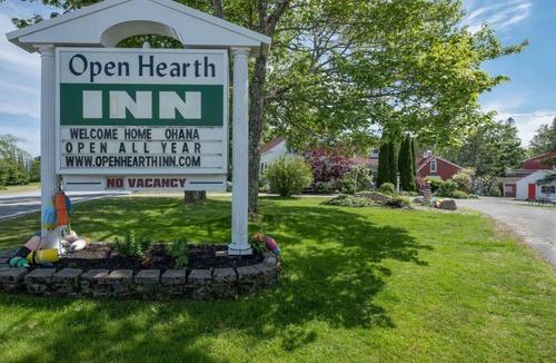 Trenton Apartment | 9 2BR Acadia Cottage w/AC Open Hearth Inn