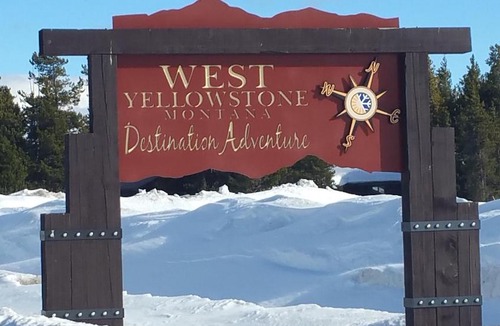 West Yellowstone Resort | 9 Bar W Cabins