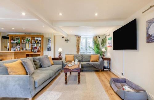 Nether Stowey House | 9 Bed in Nether Stowey oc-c30194