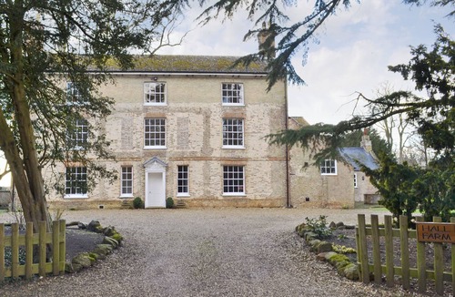 Tilney Fen End Cottage | 9 bedroom accommodation in Kings Lynn