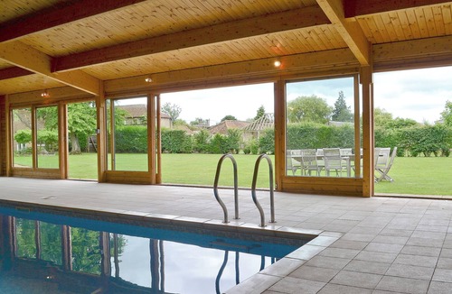 Tilney Fen End Cottage | 9 bedroom accommodation in Kings Lynn