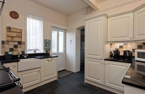 Bacton Cottage | 9 bedroom accommodation in Bacton