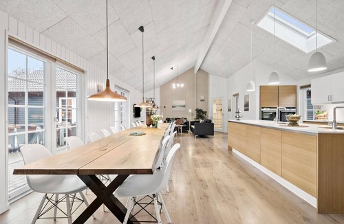 Blavand House | 9 bedroom awesome home in Blåvand