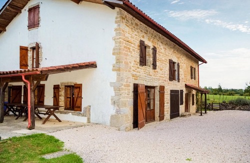 Gigny House | 9 bedroom nice home in Gigny