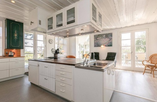 Østermarie House | 9 bedroom pet friendly home in østermarie