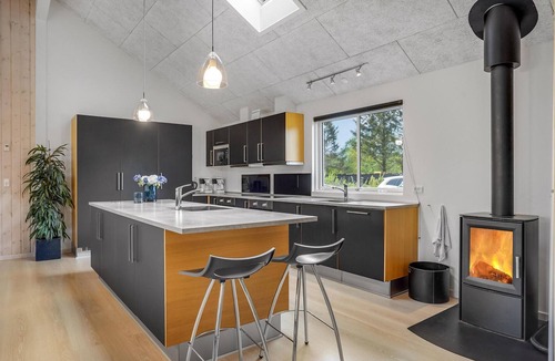 Fjellerup House | 9 bedroom stunning home in Glesborg